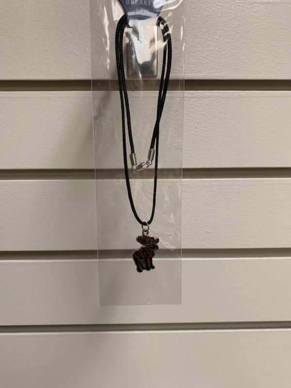 mood changing moose necklace